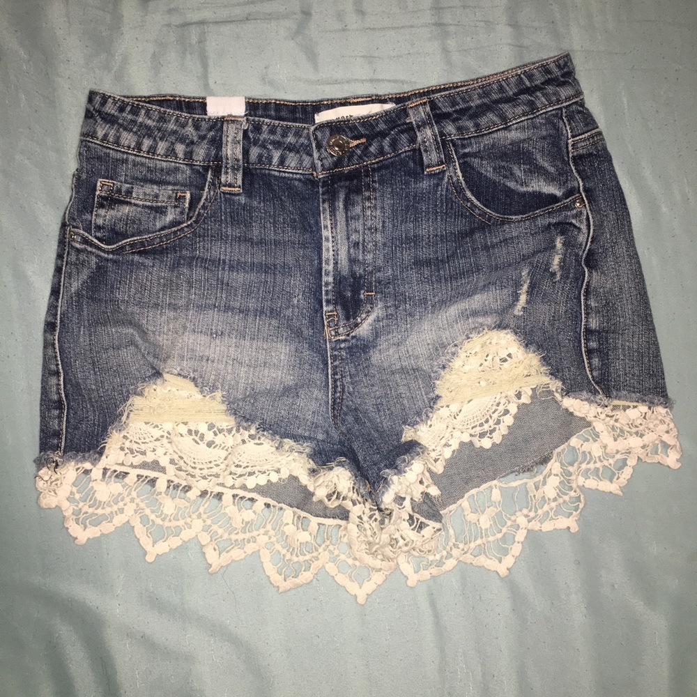 Fringe cut off Jean shorts